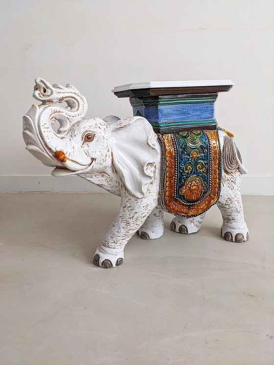 Image 1 of Vintage Elefant Beistelltisch