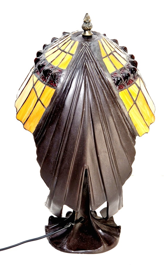 Image 1 of Tiffany-Lampe: Fliegende Dame