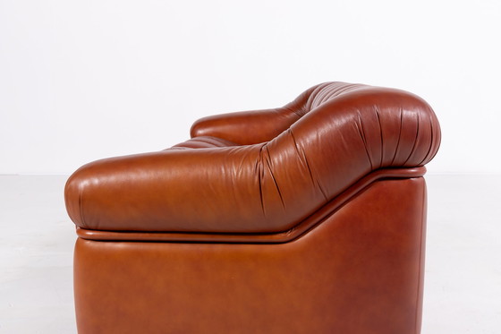 Image 1 of Skulpturales italienisches modernes Ledersofa mit drei Sitzen, 1970er Jahre