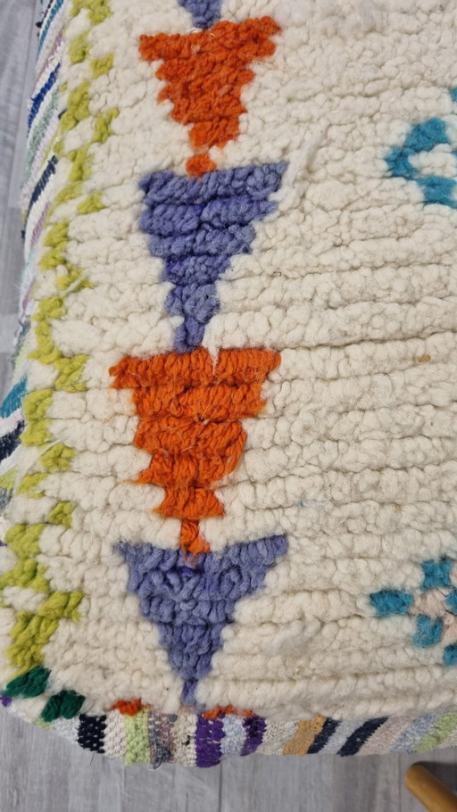 Vintage Berber Pouf aus echter Wolle