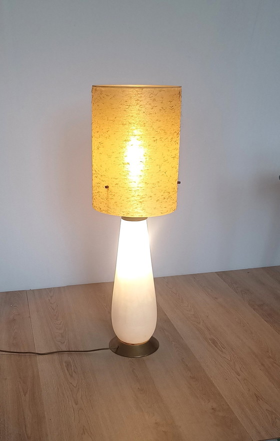 Image 1 of Vintage-Bodenlampe mit Opalglas-Sockel