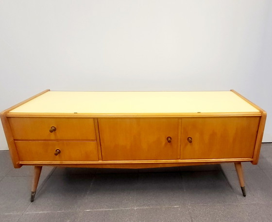 Image 1 of Schminktisch