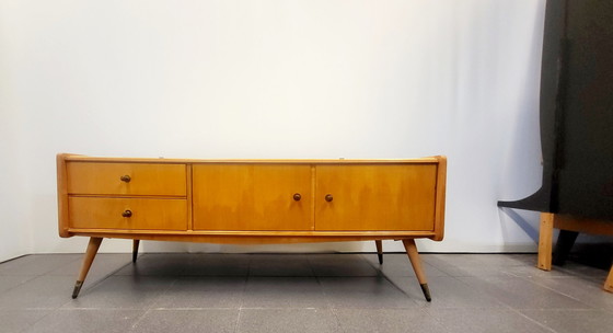 Image 1 of Schminktisch