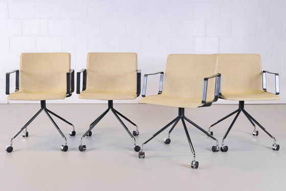 Image 1 of 4x Gispen Nomi Arbeit gelb