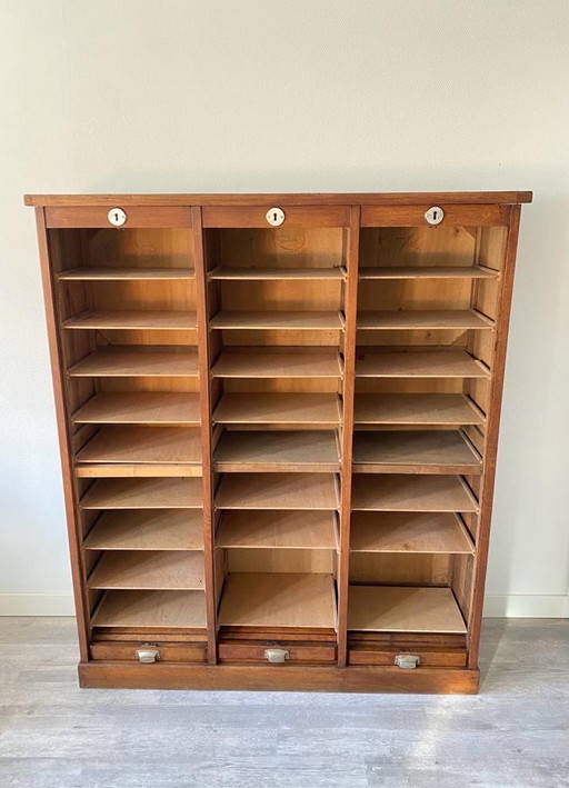 Vintage Aktenschrank