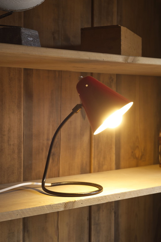 Image 1 of Kleine rote Tischlampe, 1950er Jahre