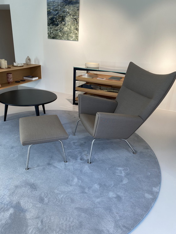 Image 1 of Carl Hansen Ch445 Ohrensessel + Fußhocker