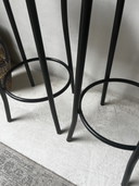 Satz von zwei Thonet Stil Barhocker Metall mit Kunststoff-Gurtband