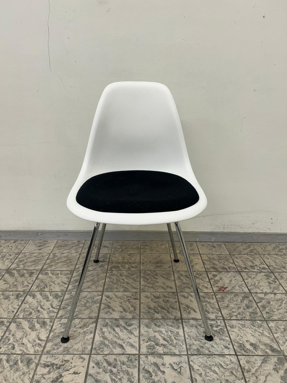 Image 1 of Vitra | Eames | Dsx | Weiß