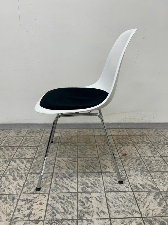 Image 1 of Vitra | Eames | Dsx | Weiß