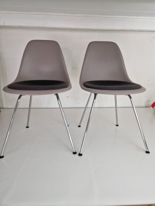 2x Vitra DSX Kunststoff Beistellstuhl