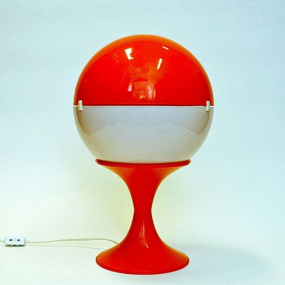 Image 1 of Weiße und orangefarbene Vintage-Tischlampe mit Kugel, 1970