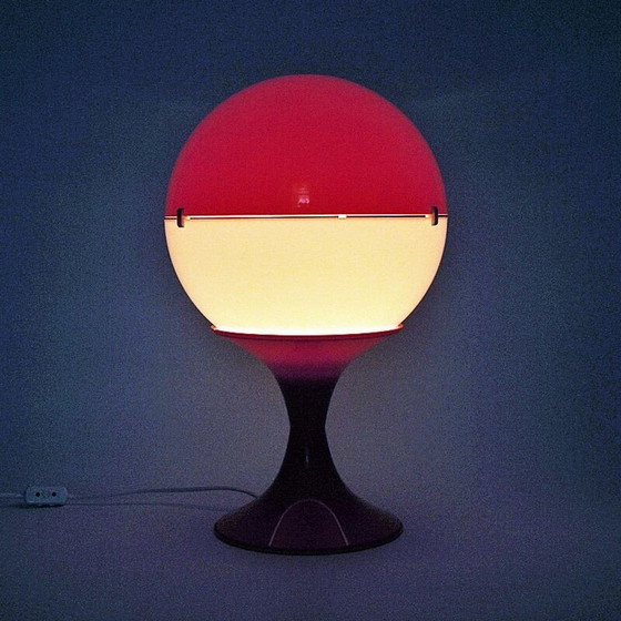 Image 1 of Weiße und orangefarbene Vintage-Tischlampe mit Kugel, 1970