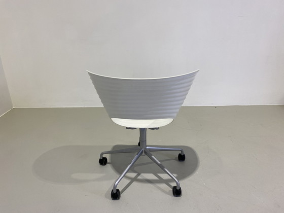 Image 1 of Vitra Tom Vac Stuhl