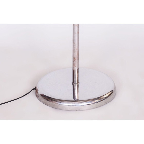 Image 1 of Vintage Bauhaus Stehleuchte aus Stahl und Milchglas, Tschechoslowakei 1930
