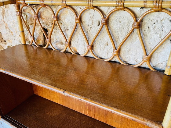 Image 1 of Vintage Rattan und Bambus Wandregal mit Glasschiebetüren Schrank, 1960S