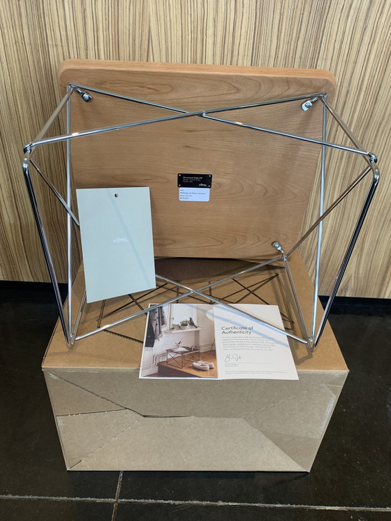 Image 1 of Vitra Charles & Ray Eames LTR Beistelltisch