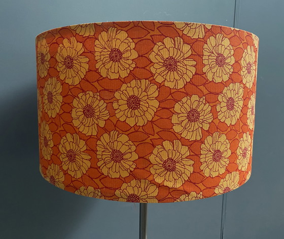 Image 1 of Orange Blumendruck Schatten Stehlampe 1960S