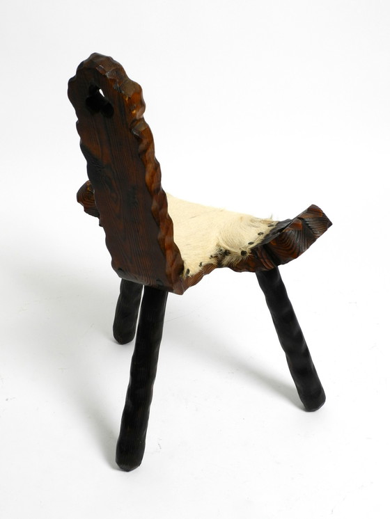 Image 1 of Mid Century dreibeinigen Hocker Rindsleder