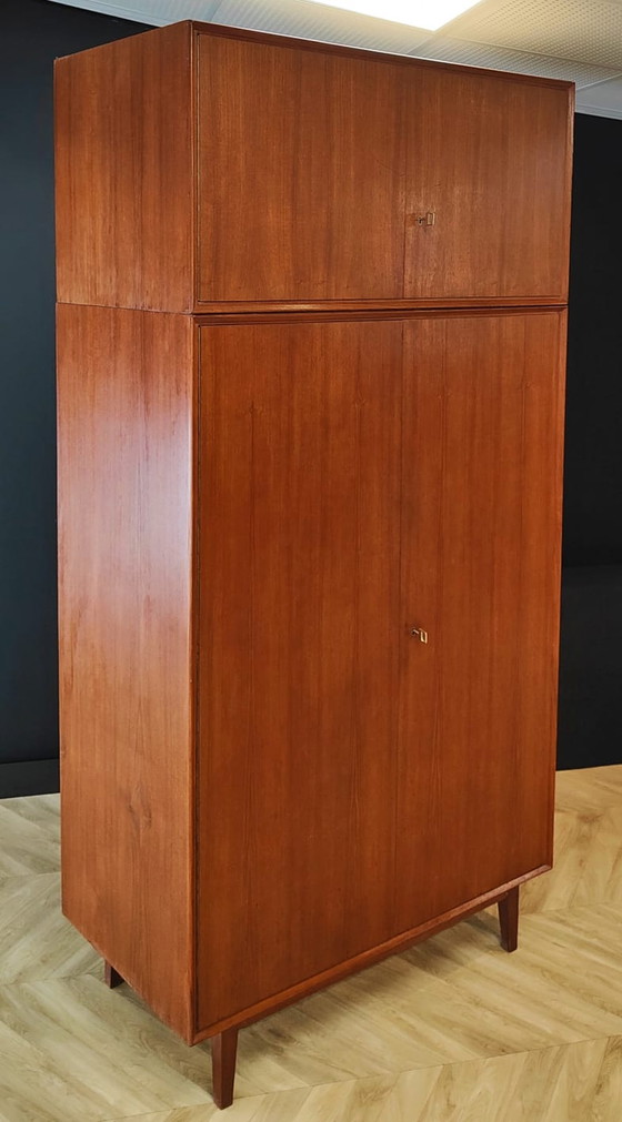 Image 1 of Kleiderschrank aus der Mitte des Jahrhunderts