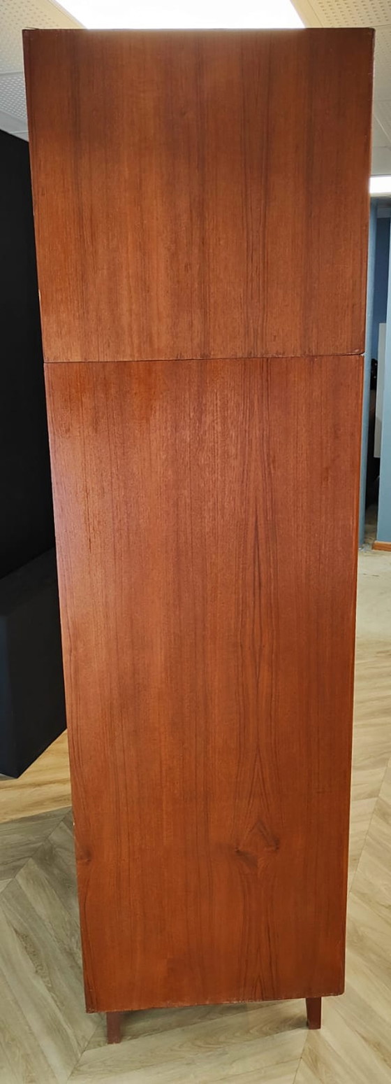 Image 1 of Kleiderschrank aus der Mitte des Jahrhunderts
