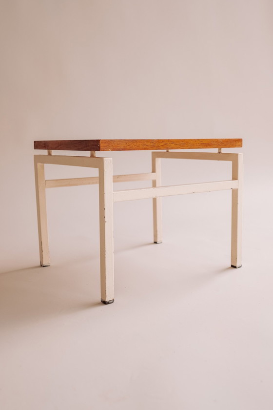 Image 1 of Vintage Pallisander Beistelltisch aus Holz mit schwimmender Platte