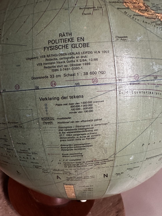 Image 1 of Räth Politieke En Fysische Globe