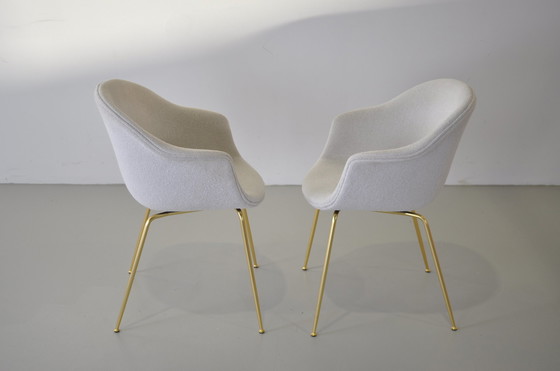 Image 1 of 2x Gubi Bat Esszimmerstuhl