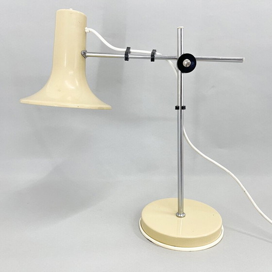 Image 1 of Vintage Tischlampe aus Metall in cremefarbener Farbe, Ungarn 1970