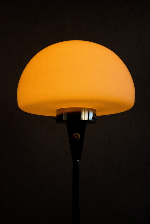 Lidokov Stehlampe aus der Mid-century