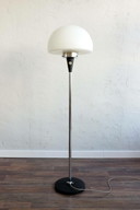 Lidokov Stehlampe aus der Mid-century