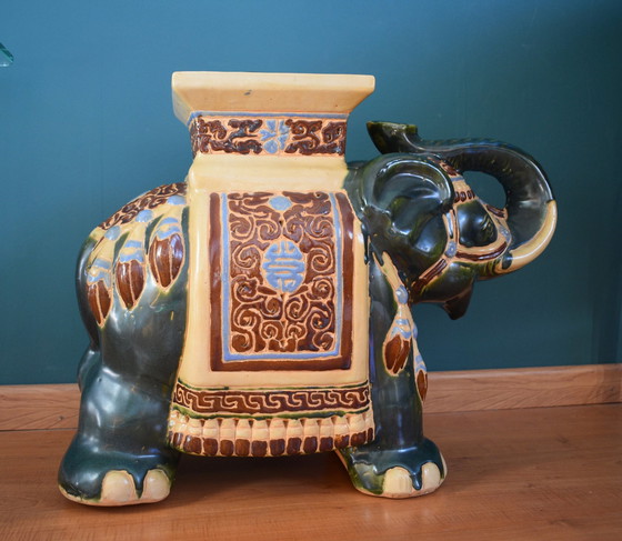 Image 1 of Vintage Elefant Pflanzentisch