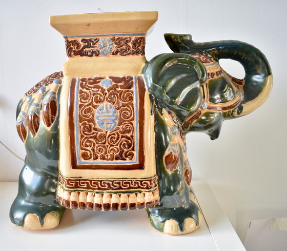 Image 1 of Vintage Elefant Pflanzentisch