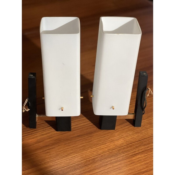Image 1 of Ein Paar Vintage-Wandleuchten aus Metall und Opalin von Arlus, 1950