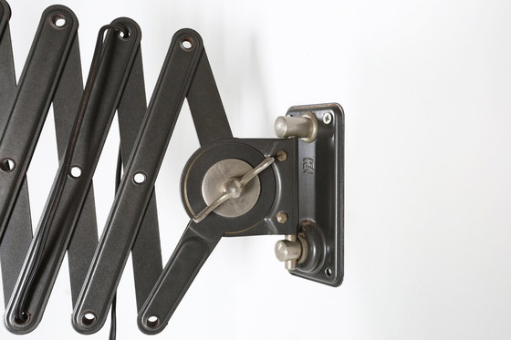 Image 1 of Bauhaus Schwarz Metall Agi Belgien Schere Wandleuchte Ca. 1920