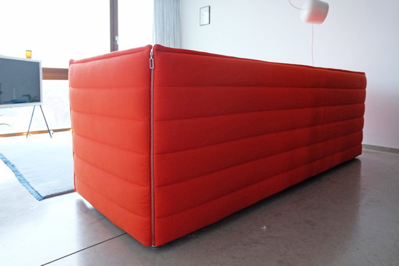 Image 1 of Rot/Orange Vitra Alcove Plume - 3-Sitzer