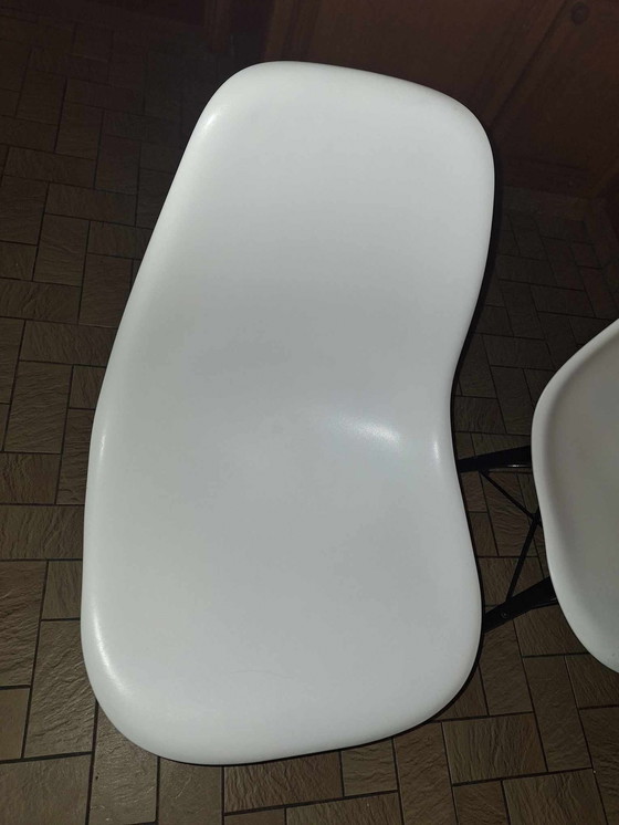 Image 1 of 4 weiße Herman Miller Eames Shell Chair Repliken
