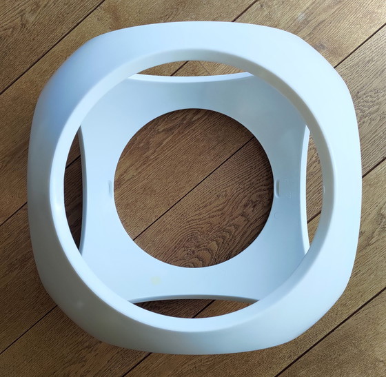 Image 1 of Design Space Age Tischhocker von Moroso