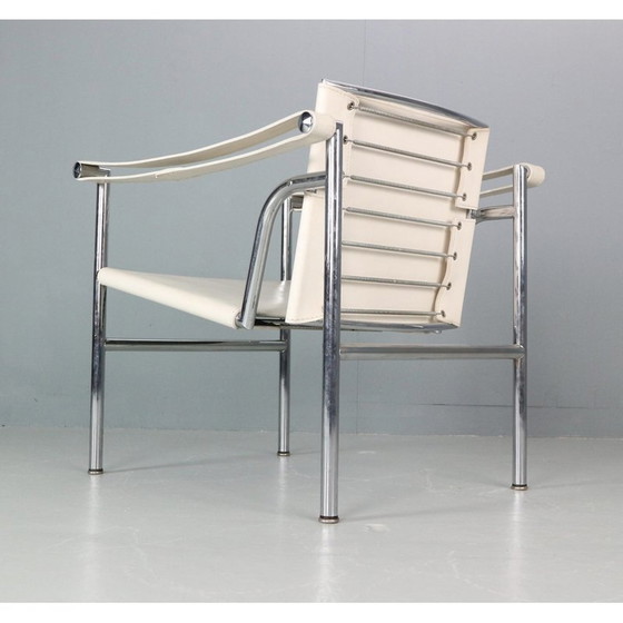 Image 1 of Paar alte LC1-Stühle aus weißem Leder für Cassina, Italien 1970