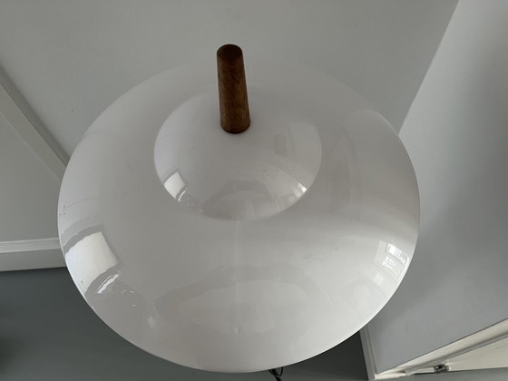 Image 1 of Einzigartige Stehlampe mit Stativ als Kunstwerk