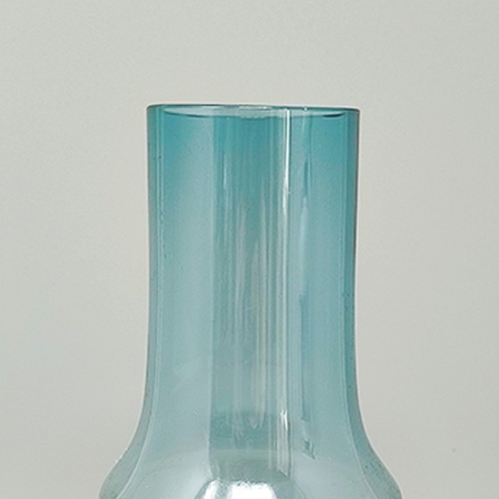 Image 1 of 1970er Erstaunliche hellblaue Vase #1376 von Tamara Aladin Vase für Riihimaki/Riihimaen Lasi Oy