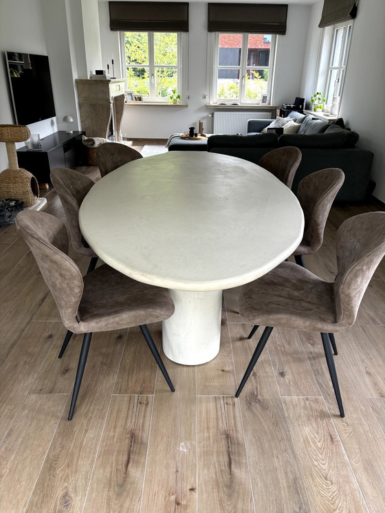 Image 1 of Mortex-Tisch