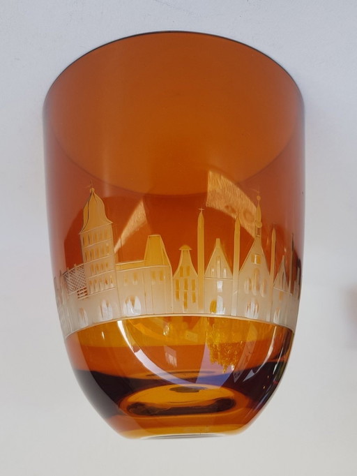 Hohe Vase mit Lübeck-Ansicht von Rotte