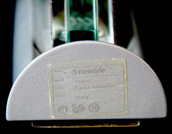 Image 1 of Artemide, Moderne Dreieckige Wandleuchten Ende 20. Jahrhundert "Icaro" Von Carlo Forcolini