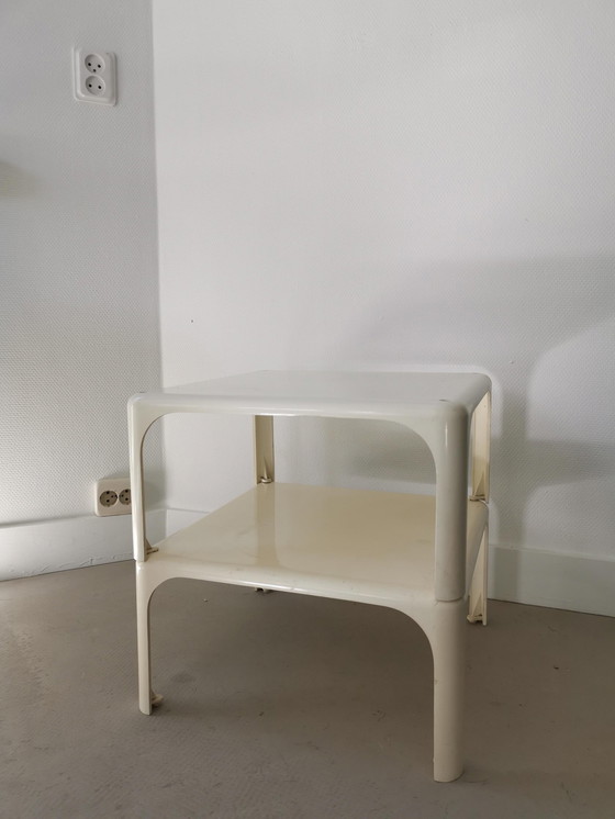 Image 1 of artemide demetrio stapelbare tische