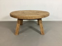 Schöner runder Brutalist Couchtisch aus massiver Eiche