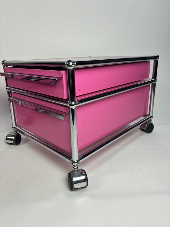 Image 1 of USM Haller Nachtschrank, pink Collection, top Zustand