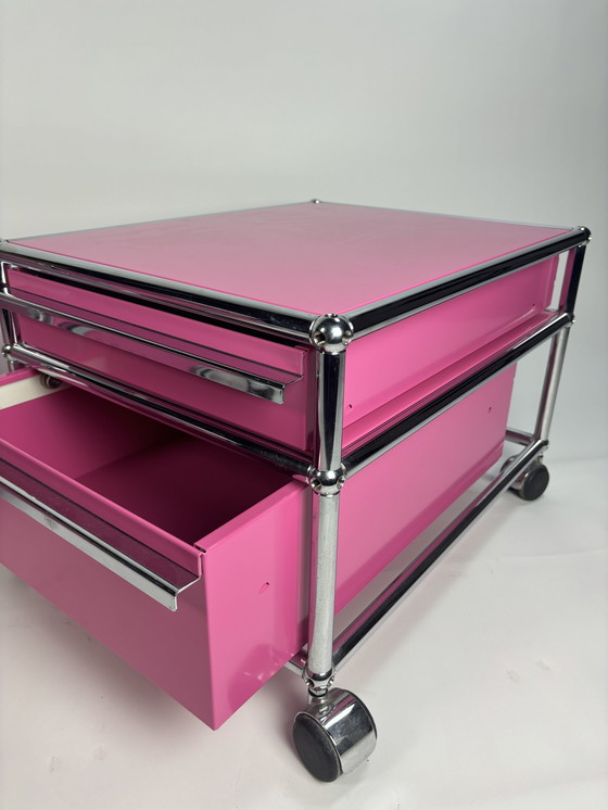 Image 1 of USM Haller Nachtschrank, pink Collection, top Zustand