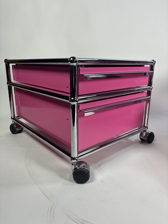 Image 1 of USM Haller Nachtschrank, pink Collection, top Zustand