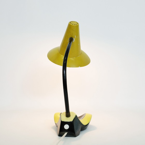 Image 1 of Vintage-Tischlampe - 1960er Jahre.